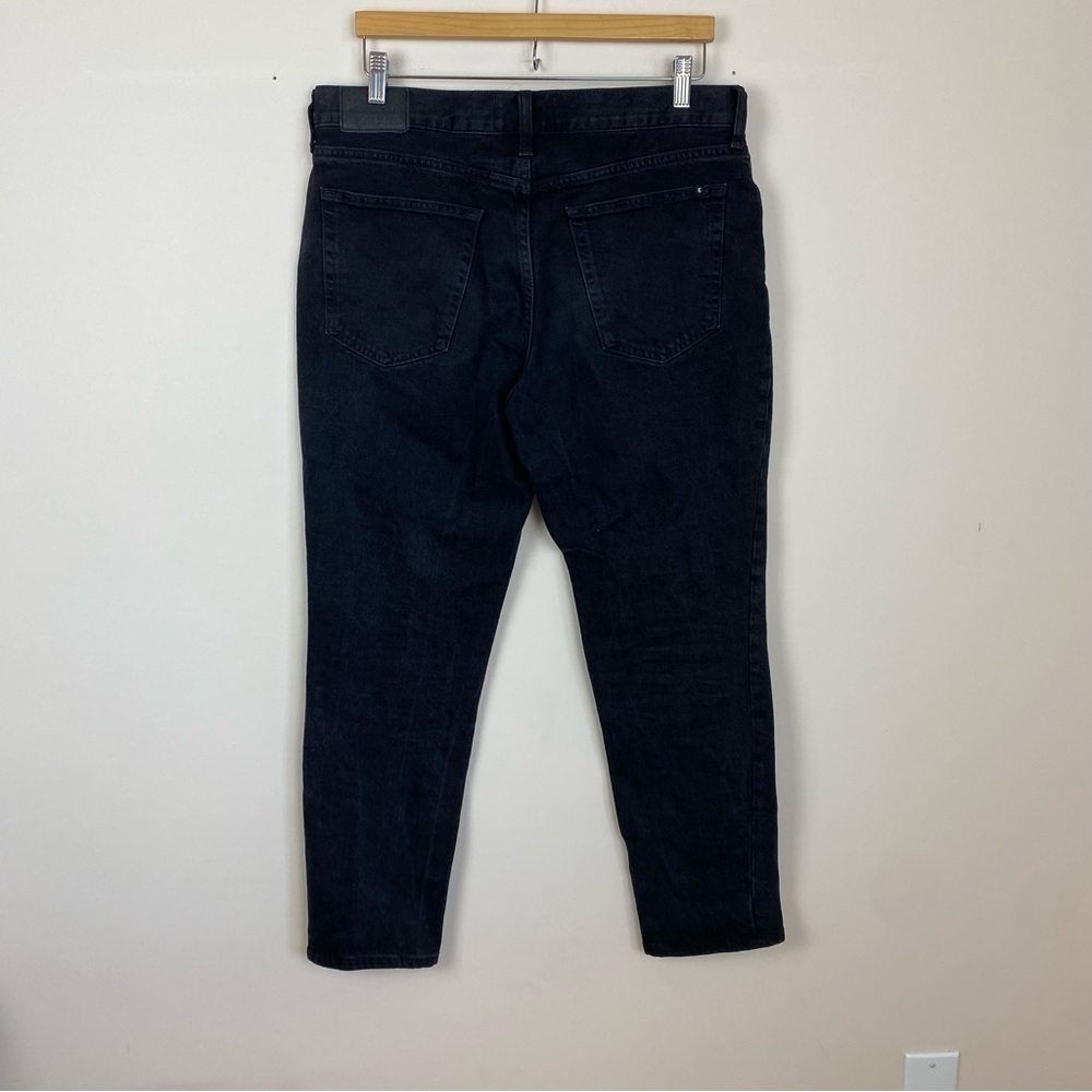 Everlane Men's Authentic Straight Jean in Washed Black Denim - Picture 4 of 13